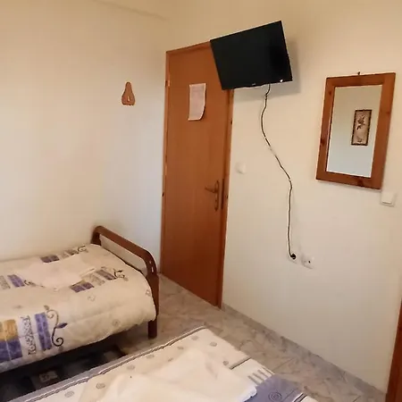 ραχη Gæstehus *